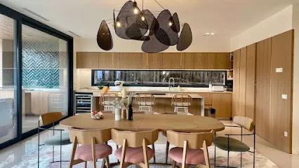 Image de Design by VaninaHenry Sàrl