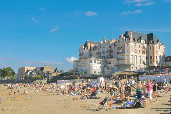 Votre Architecte Intérieur Architecte d'intérieur Saint-Lunaire